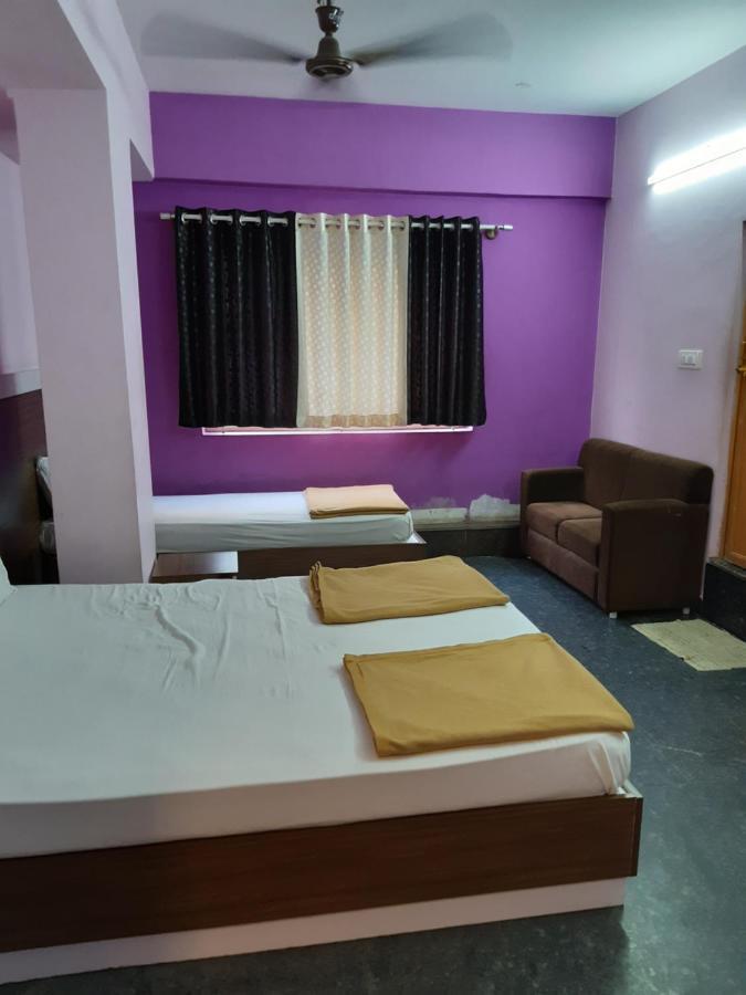 Sapphire Inn Bengaluru Zewnętrze zdjęcie